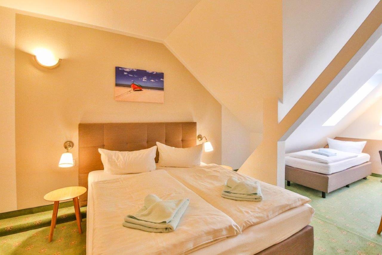 Hotel Und Restaurant "Zur Zwiebel" بيناموندا المظهر الخارجي الصورة